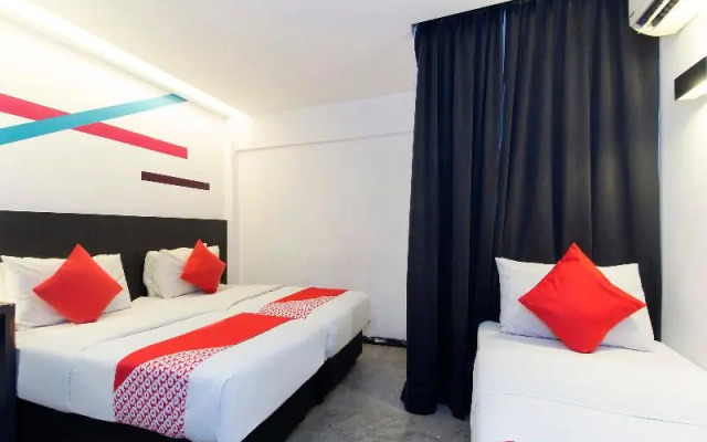 Grid 9 Hotel by OYO