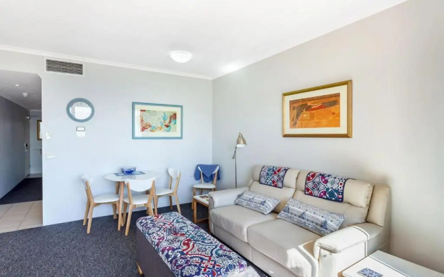 Whitesands, Unit 113/41-45 Shoal Bay Road