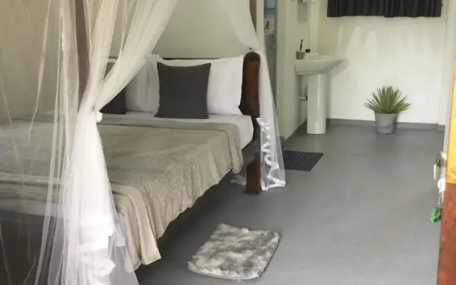 Sun Ray Beach Villa