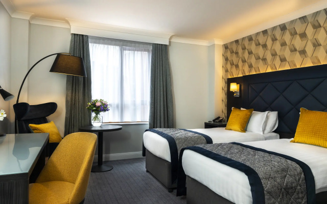 Camden Court Hotel