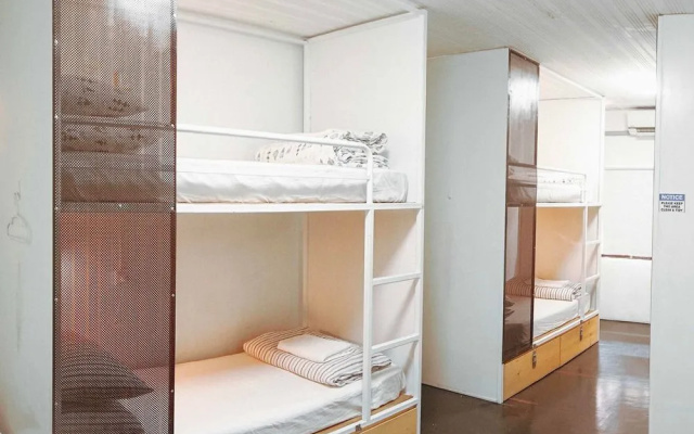 Been Hostel Ratchathewi
