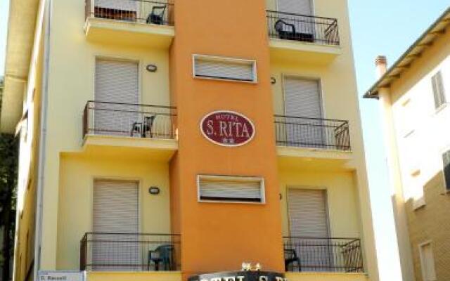 Hotel S.Rita Кьянчиано Терме вид на фасад