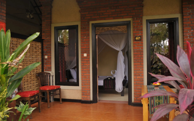 Tirta Sari Bungalows & Spa