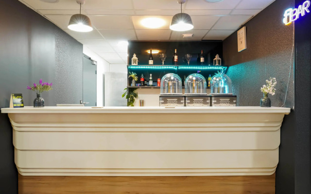 B&B HOTEL Paris Châtillon