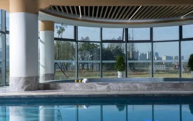 Jingzhou Yingcheng Livable Hotel
