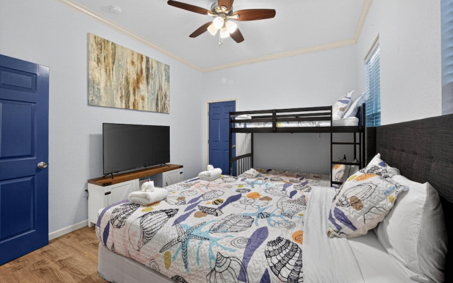 Seaglass Haven 2 Bedroom Home