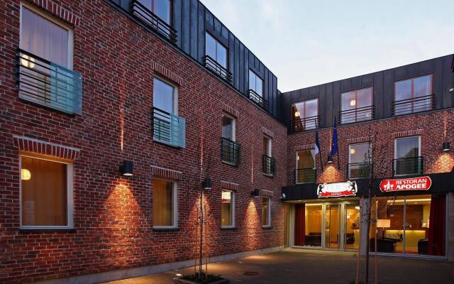 Hotel Bern by TallinnHotels вид на фасад