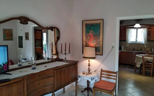 Aggelos House in Kalamitsi