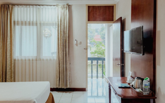 Royal Brongto Hotel