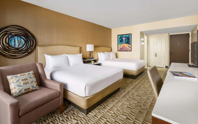 Hilton Phoenix Airport