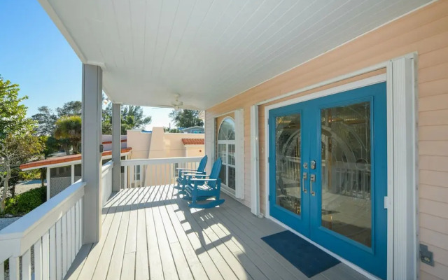 The Deck House