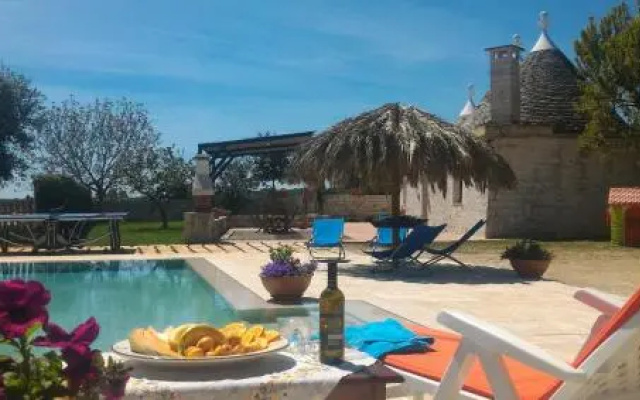 Trullo del Mandorlo