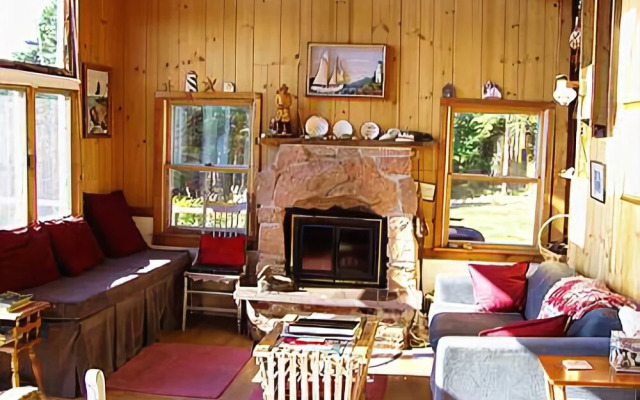 House at the Point - One Bedroom Home