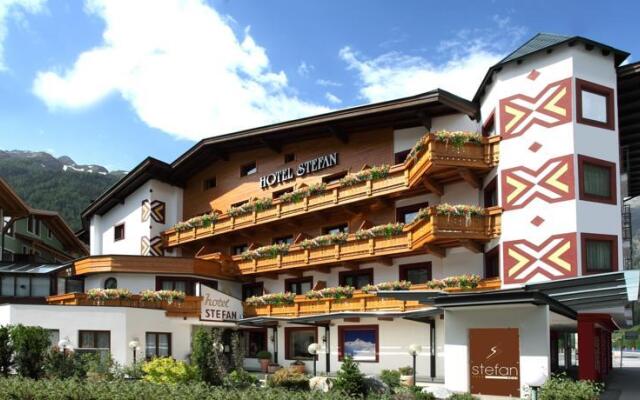 Hotel Stefan Хохгургль вид на фасад