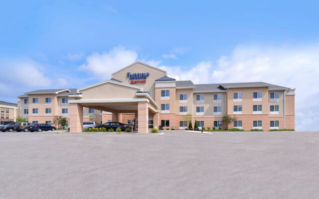 Отель Fairfield Inn And Suites By Marriott Columbus West Колумбус вид на фасад
