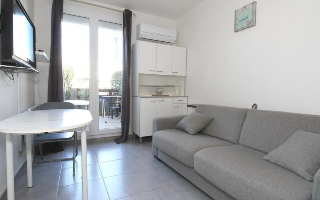 Appartement Balaruc-les-Bains, 1 pièce, 2 personnes - FR-1-553-120