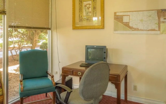 Executive Inn Hotel & Conference Centre