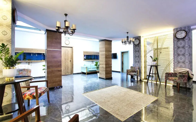 Sunday Palace Hotel