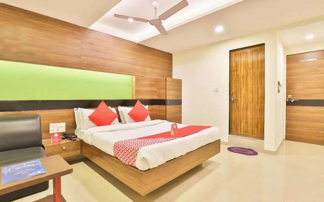 OYO 6752 Hotel Apollo