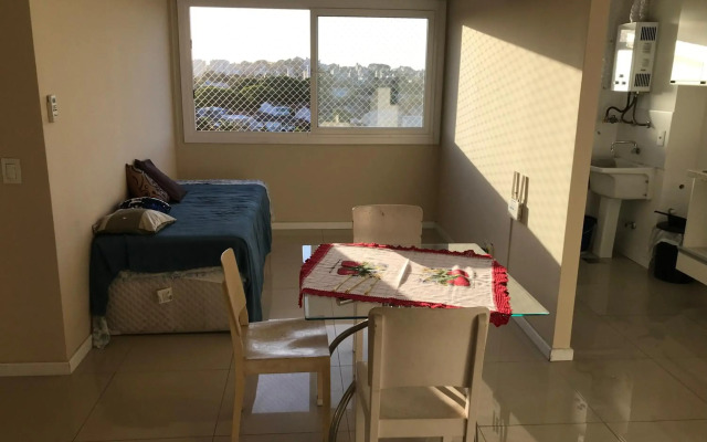 Apartamento p/ 8 com garagem churasqueira e piscina