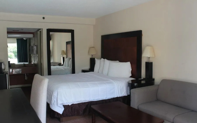 Deerfield Inn & Suites