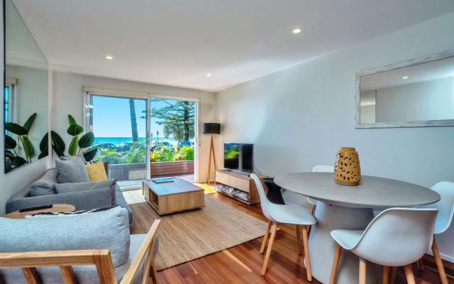 Bujerum Apartments on Burleigh