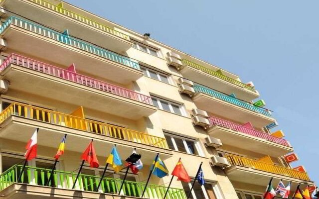 Athens Hawks Hostel вид на фасад