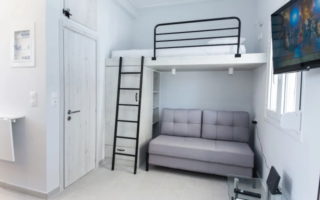 Modern Equipped Studio w View in Kipseli