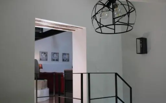 Apothiki House