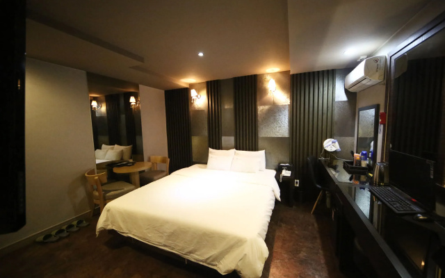 Hotel June Haeundae