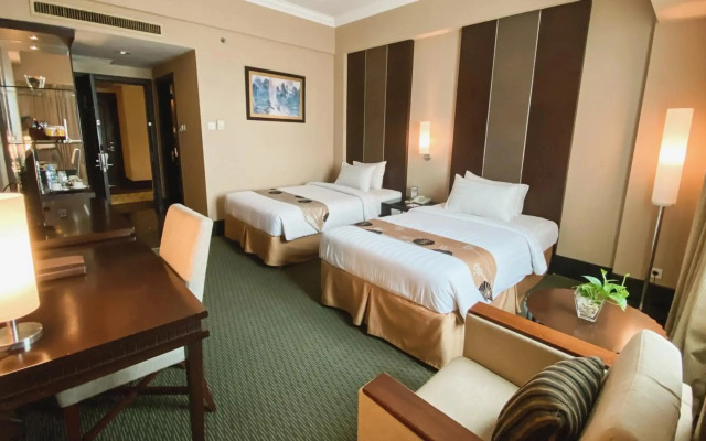 Emerald Garden International Hotel