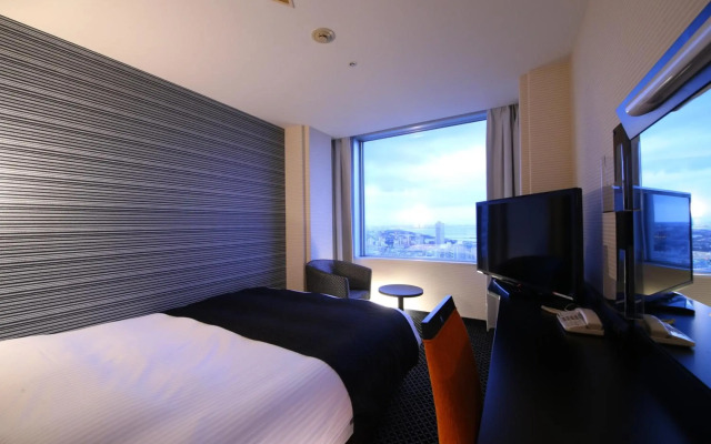 Отель APA Hotel & Resort Tokyo Bay Makuhari