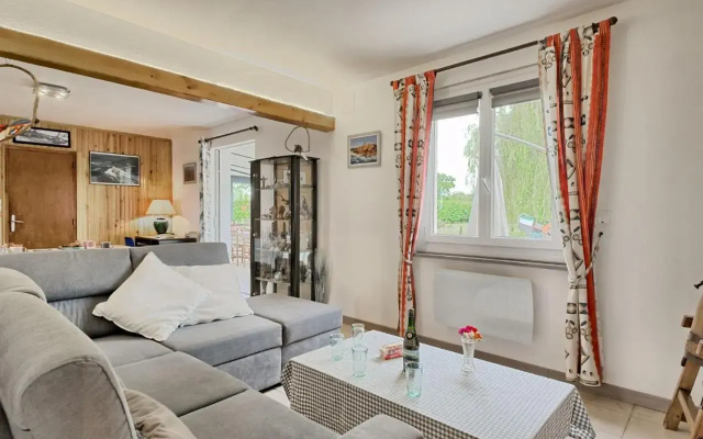 Holiday Home La Roseraie - KRB100