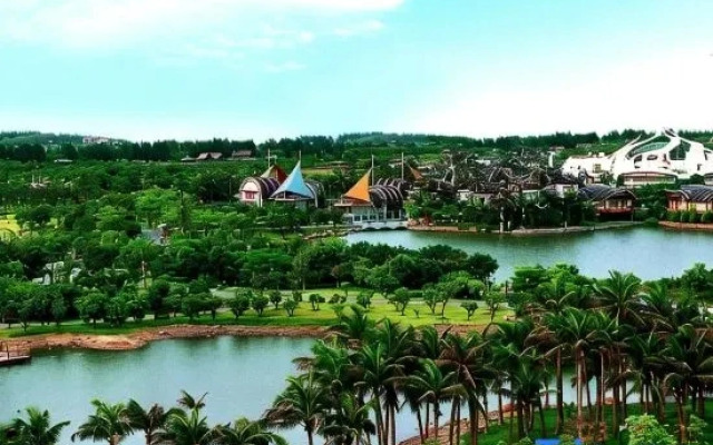 Waterlands Resort