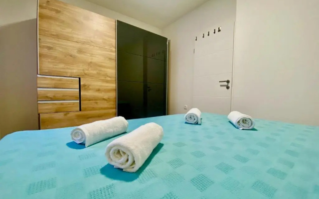 Vert Apartment