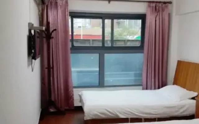 Shanghai Caihua Hotel
