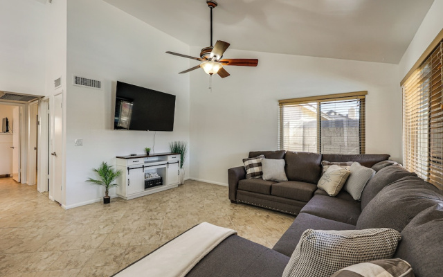 Glendale Entertainment Hub! Family Home w/ Pool