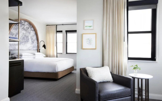 Kimpton Cottonwood by IHG