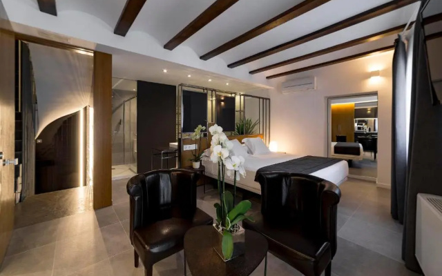 Vinatea Suites