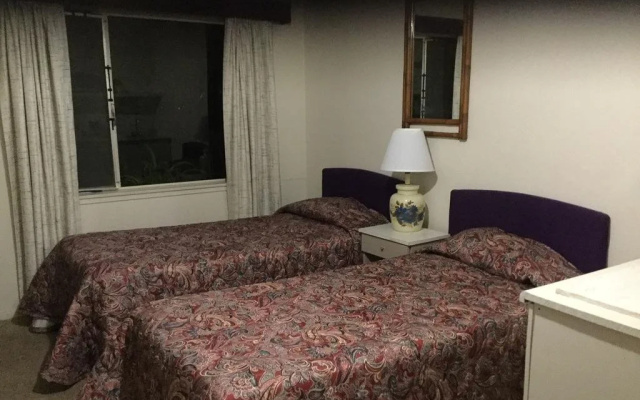Blue Gum Motel