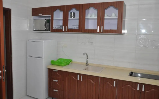 Rosalie's Suites