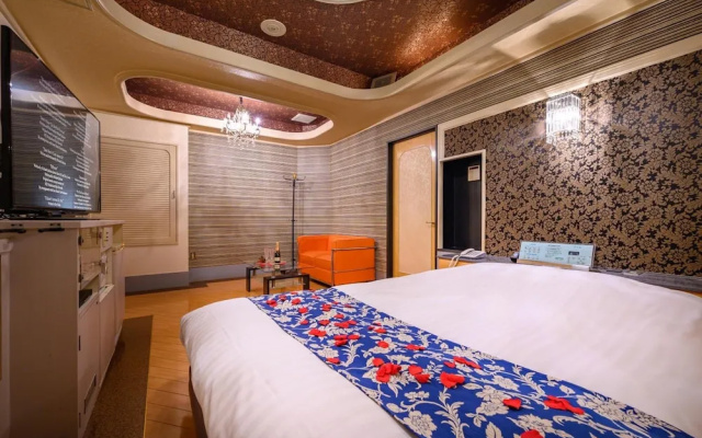 Hotel Mobilia - Adults Only
