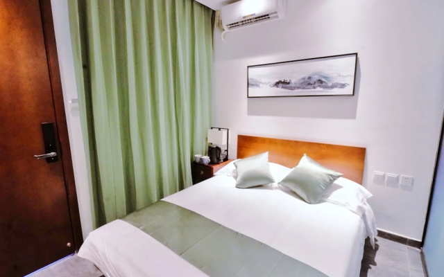 Beijing 161 Beihai Courtyard Hotel