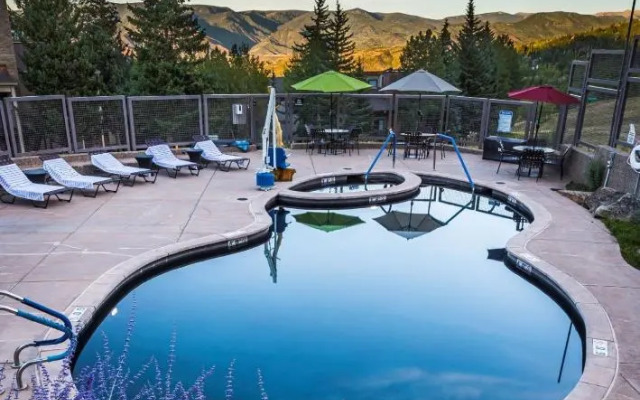 Timberline Condominium Studio Deluxe Unit 116
