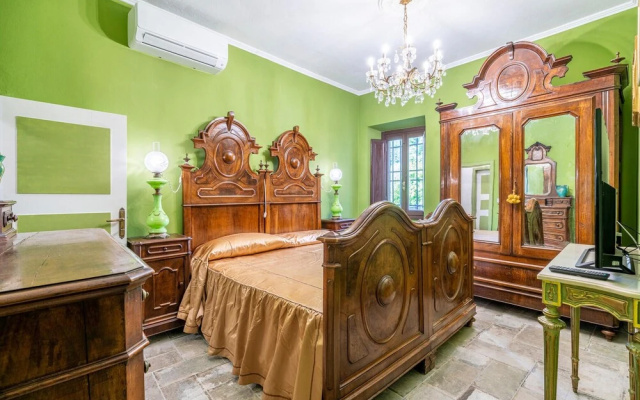 Amazing Home in Pescia With 3 Bedrooms, Jacuzzi and Wifi