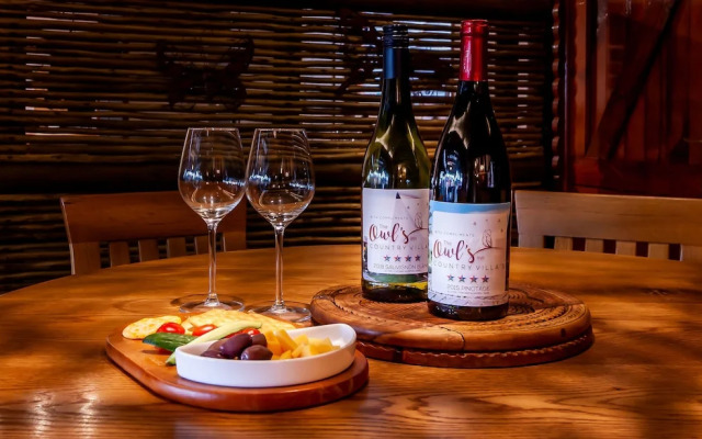 The Owls Inn Country Villa's