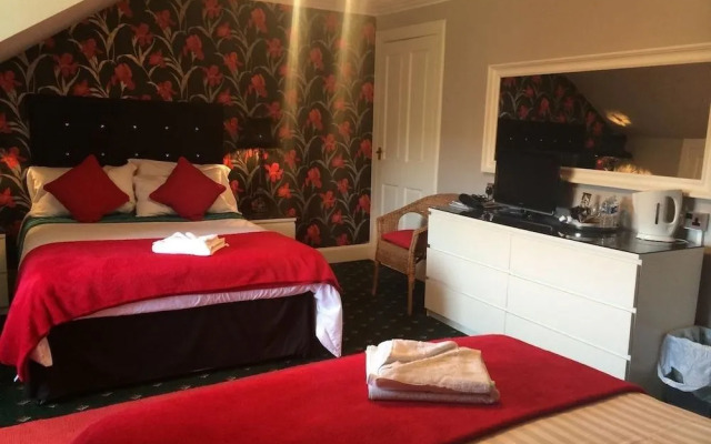 Broom Lodge