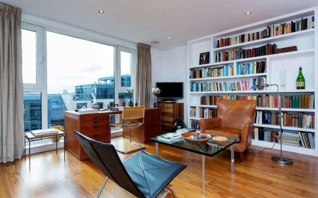 River Apartment