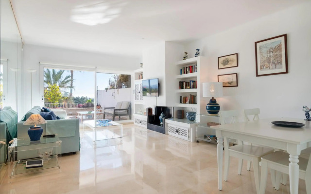 Apartamento en complejo residencial con piscina
