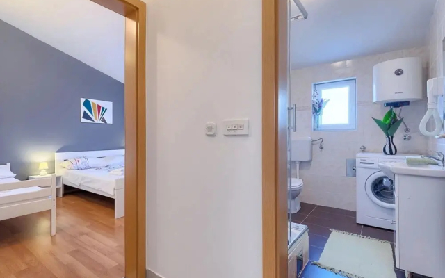 4S - One Bedroom No.2